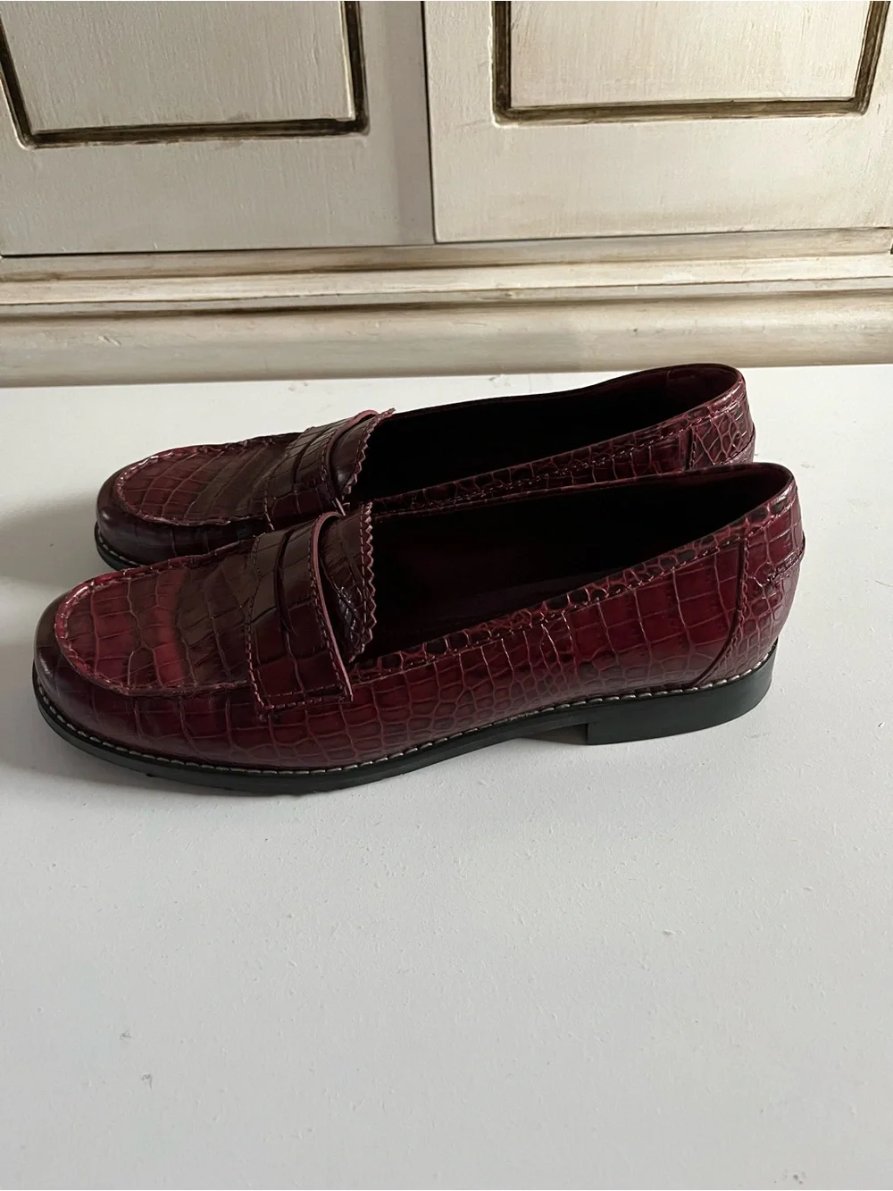 Franco Sarto Burgundy Genuine Crocodile-Embossed Leather Penny Loafers 7.5